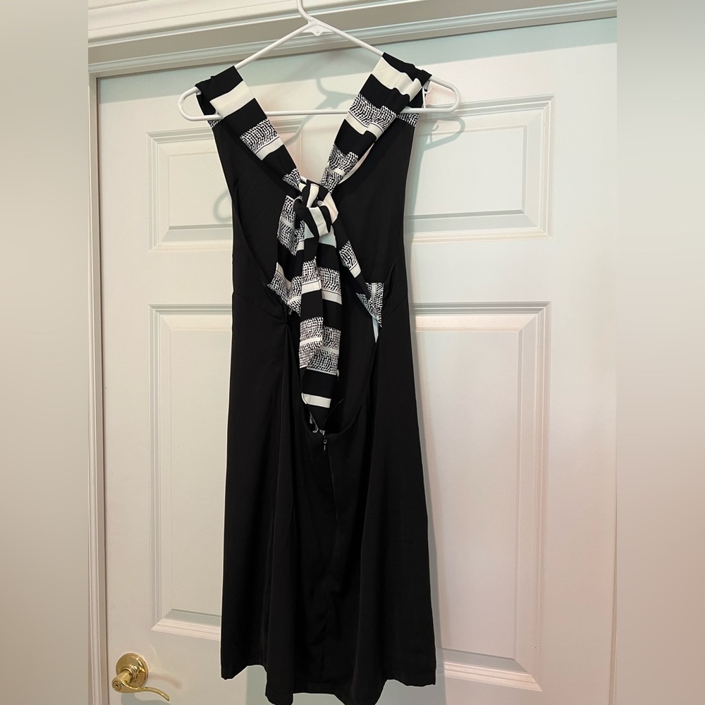Small Lulus Dress